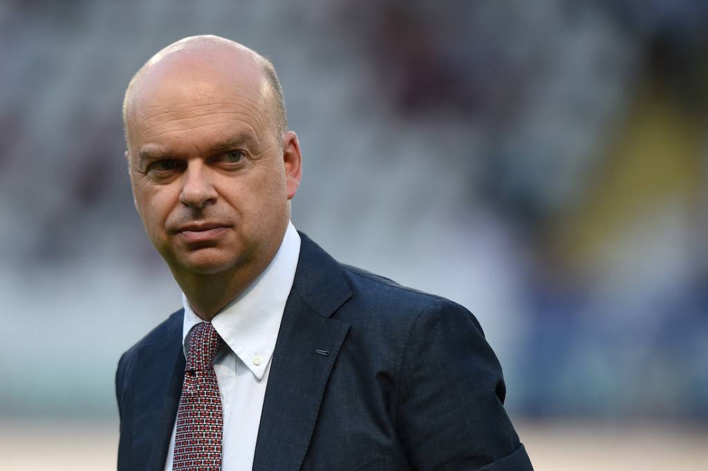 milan, fassone allo scoperto