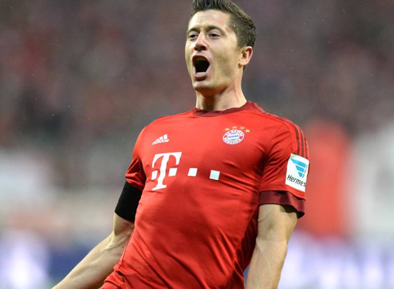 Record Lewandowski Champions League