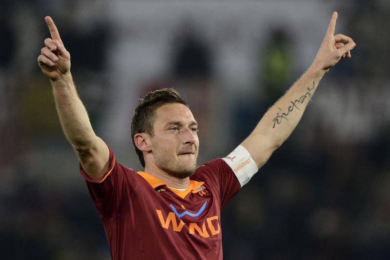 roma, totti dice si a Nesta