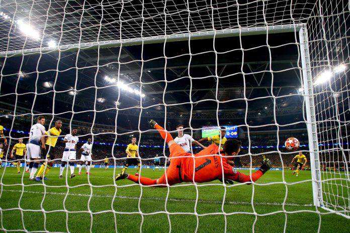 Tottenham Hotspur v Borussia Dortmund - UEFA Champions League Round of 16: First Leg Borussia Dortmund Tottenham statistiche