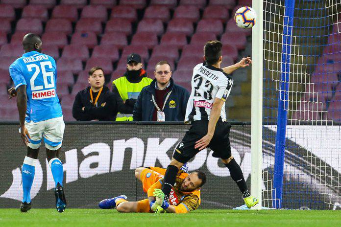 TOPSHOT-FBL-ITA-SERIEA-NAPOLI-UDINESE Infortunio Ospina