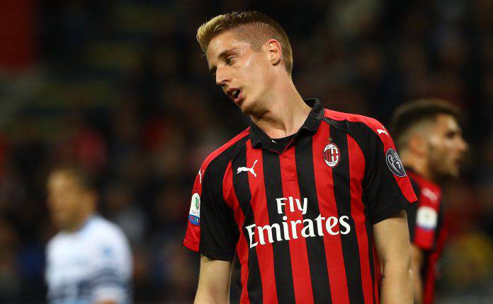AC Milan v SS Lazio - TIM Cup Infortunio Conti