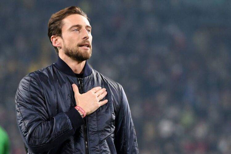 Marchisio con la mano sul cuore