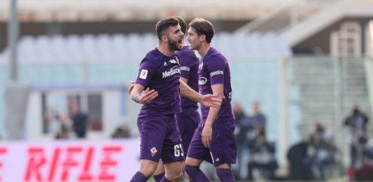 Pagelle e Highlights 32^giornata: Cagliari-Lecce 0-0. Fiorentina-Verona 1-1, Cutrone salva i viola. ...