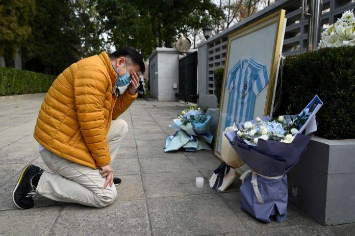 Morte Maradona calcio Maradona autopsia medico cahe