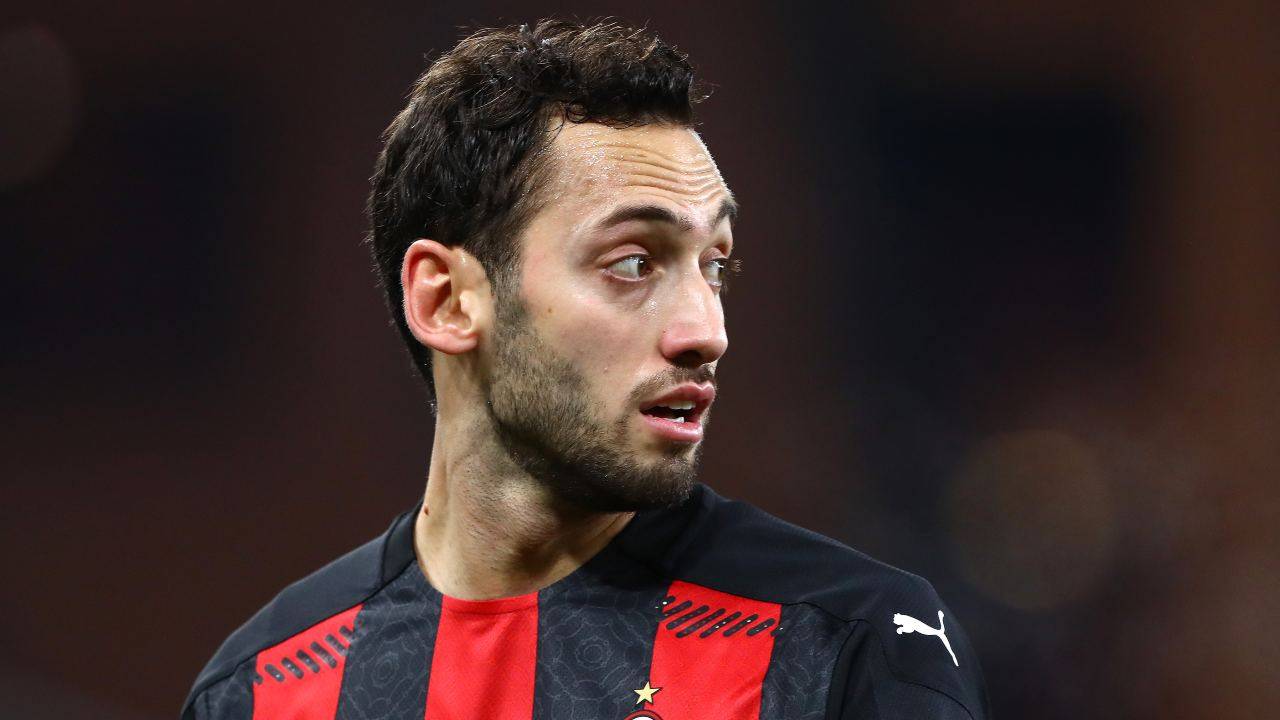Hakan Calhanoglu