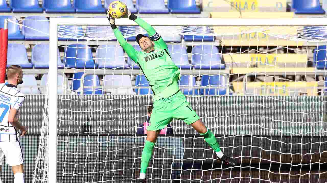 Handanovic in parata