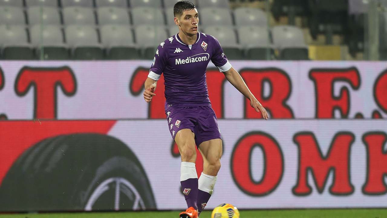 Milenkovic, l'uomo mercato della Fiorentina gioca sempre