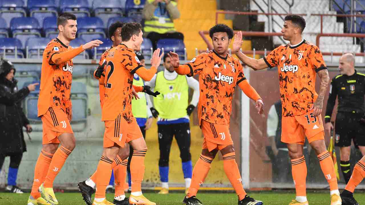 La Juventus esulta dopo il gol