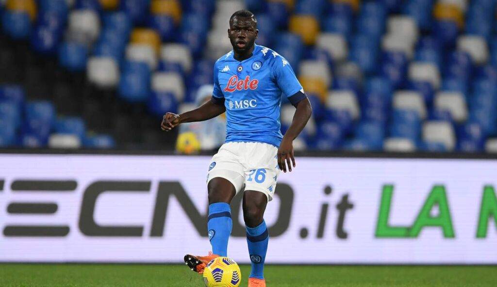 Koulibaly in azione con la maglia del Napoli