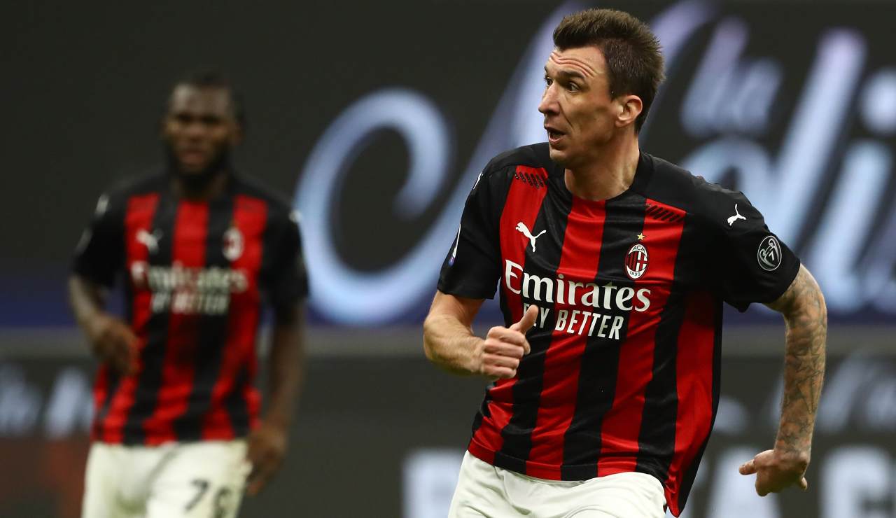 Mandzukic in azione con la maglia del Milan