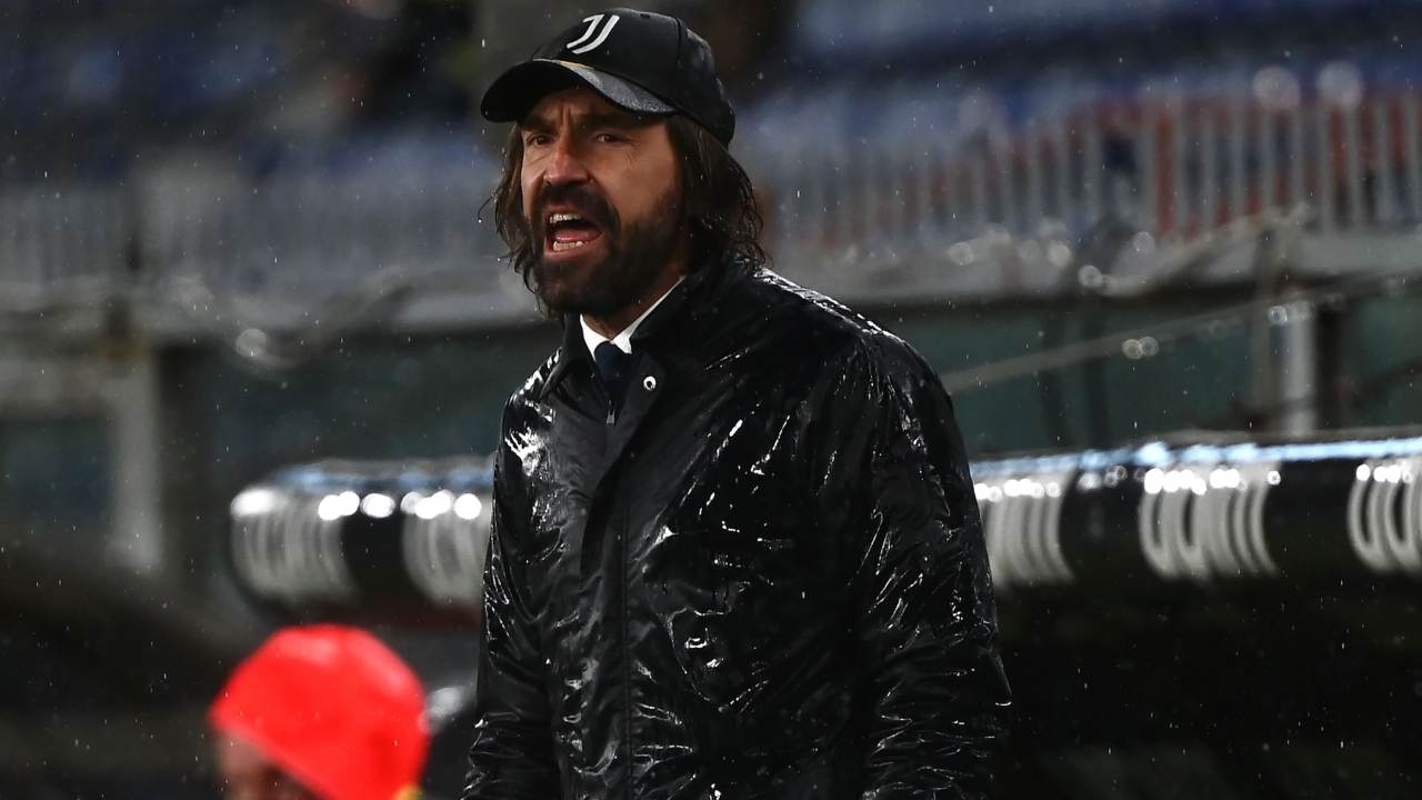 Pirlo grida dalla panchina