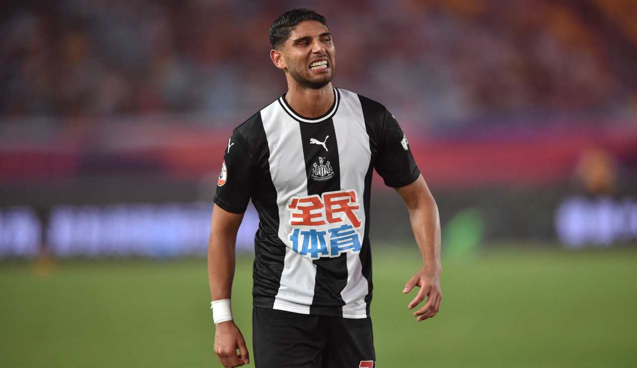 Lazaar in campo con il Newcastle