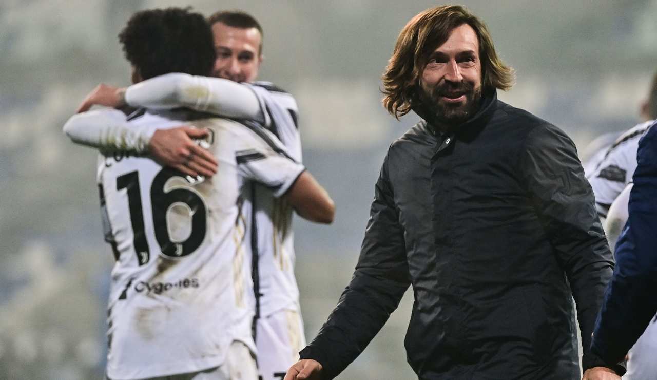 Pirlo esulta dopo la Supercoppa