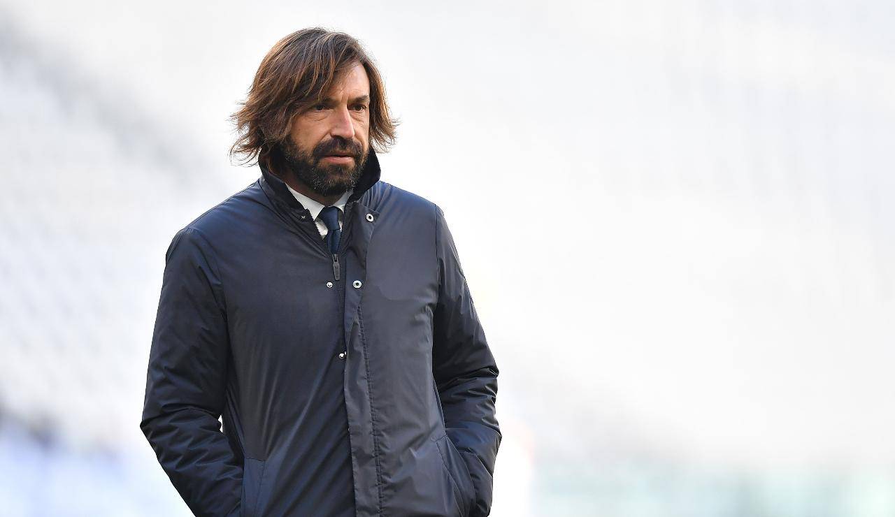 Andrea Pirlo entra in campo