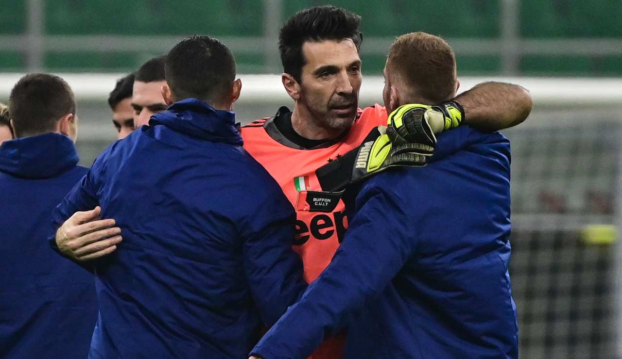 buffon abbraccio