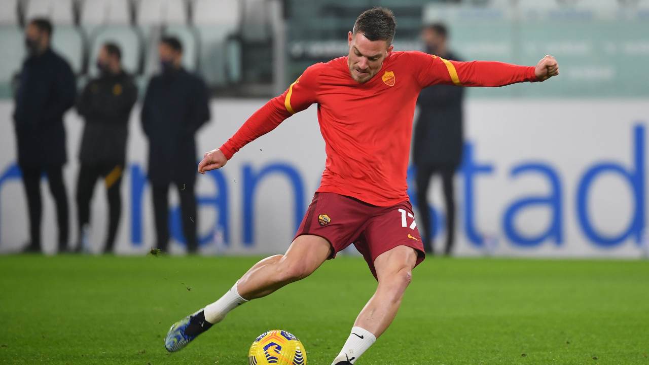 Jordan Veretout si riscalda