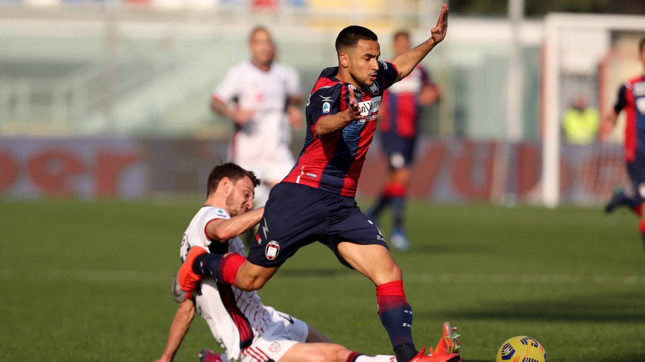 Crotone e Cagliari in campo