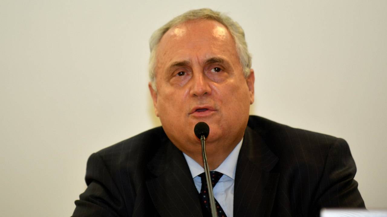 Claudio Lotito in conferenza