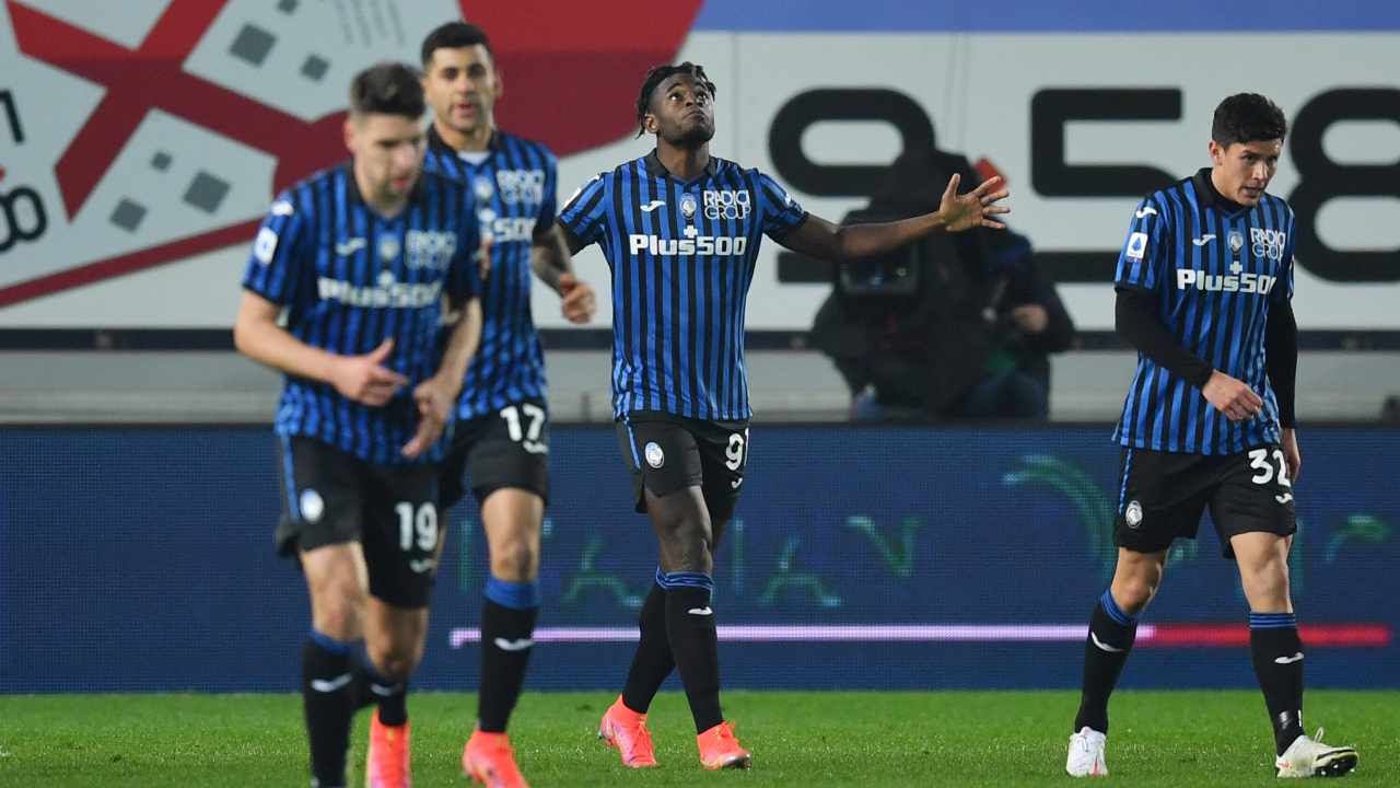 L'Atalanta esulta col Napoli