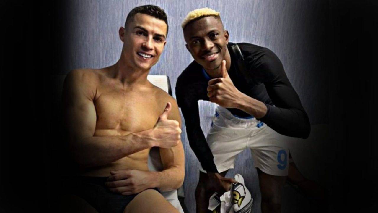 Osimhen Ronaldo maglia Napoli Juventus