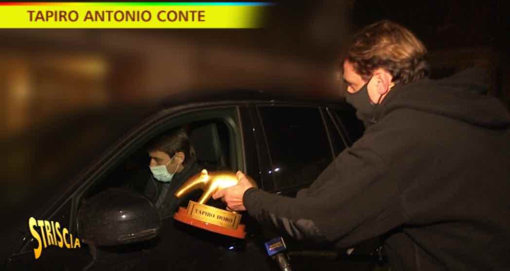 Conte tapiro Striscia