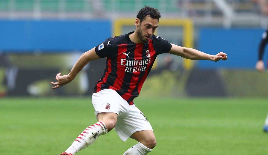 Calhanoglu in campo