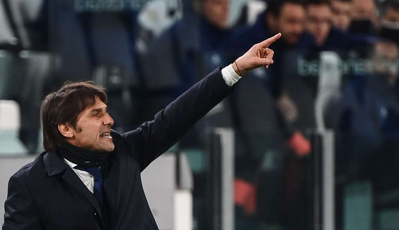 Antonio Conte dà indicazioni