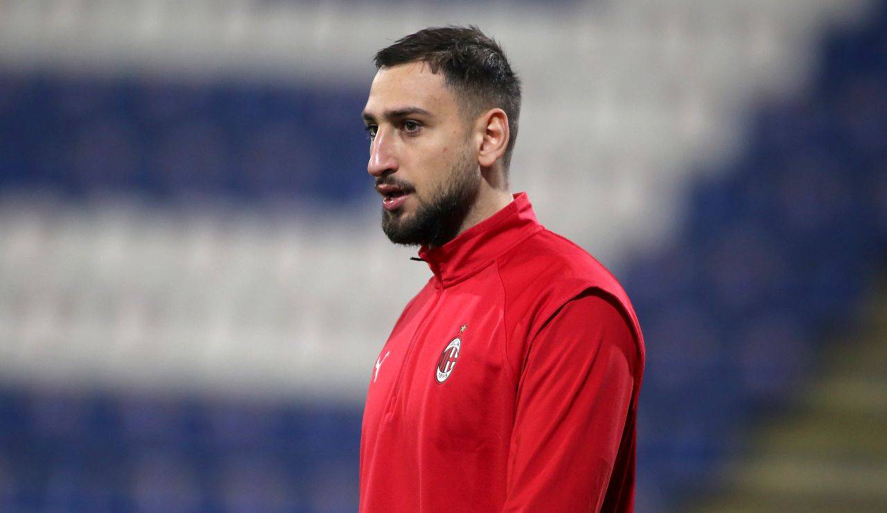 Donnarumma pensieroso