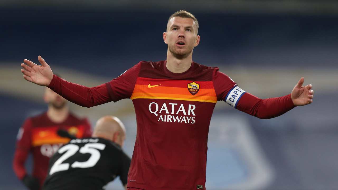 Edin Dzeko si dispera