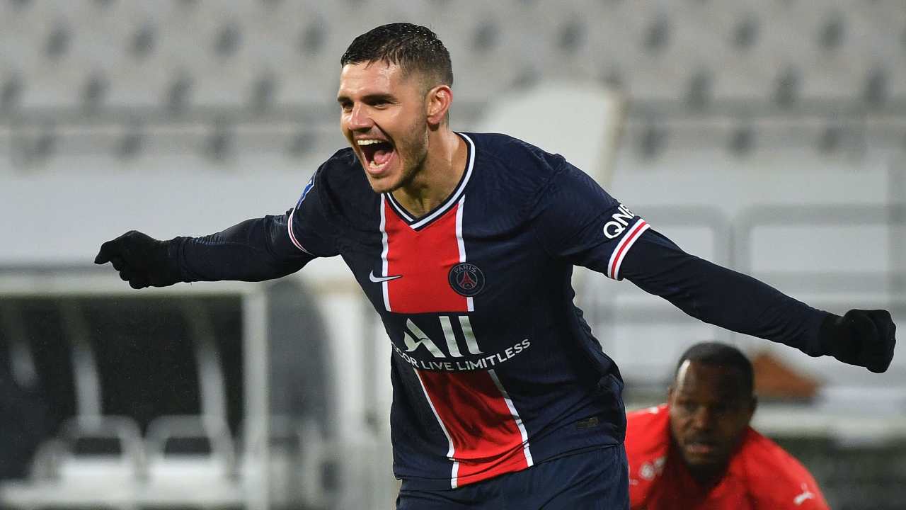 Mauro Icardi esulta