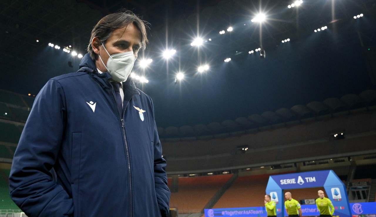 Simone Inzaghi con la mascherina