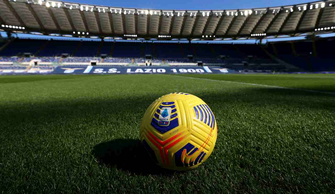 Lazio-Torino, il pallone Serie A