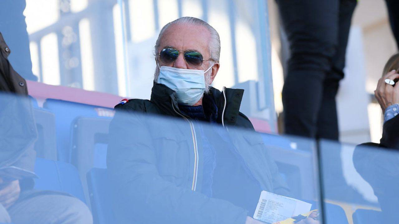 De Laurentiis in tribuna