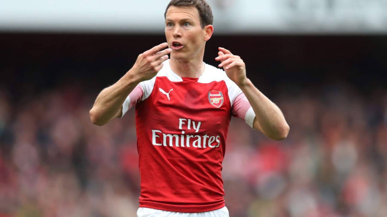 Lichtsteiner con la maglia dell'Arsenal