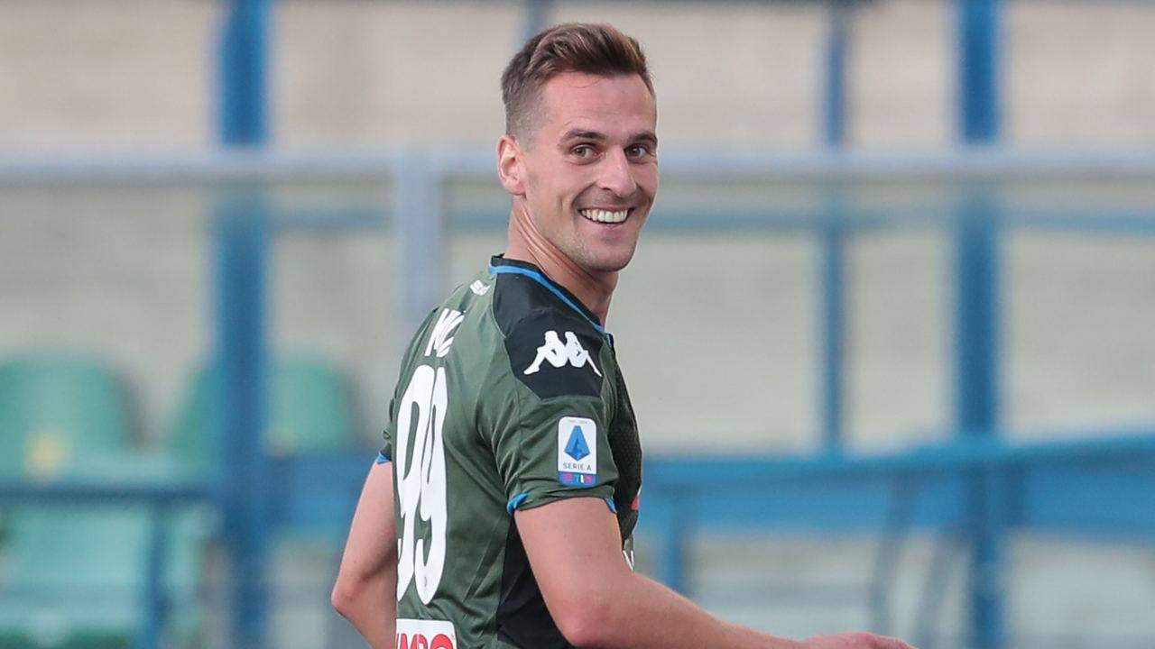 Milik sorridente