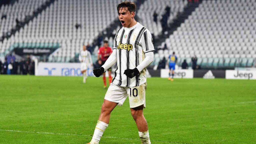 Paulo Dybala esulta