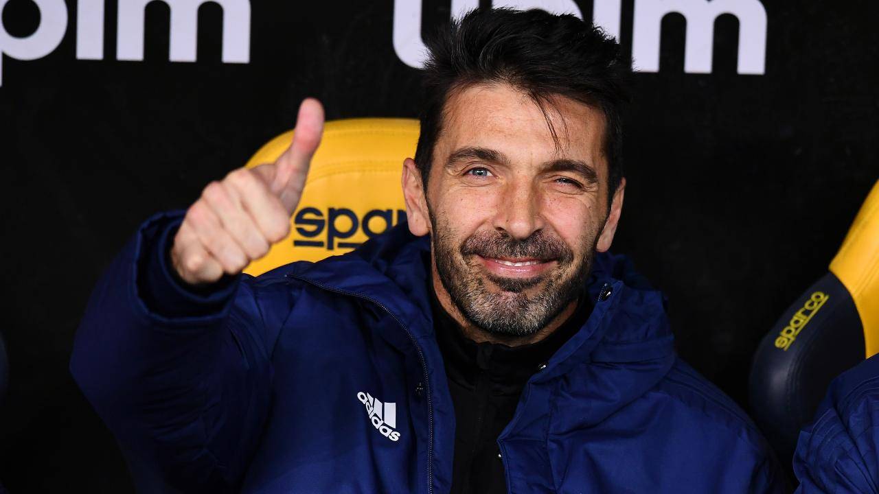 Gigi Buffon sorridente