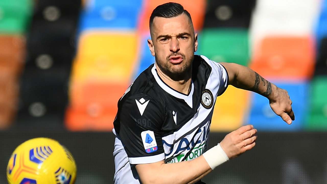 Ilia Nestorovski in azione