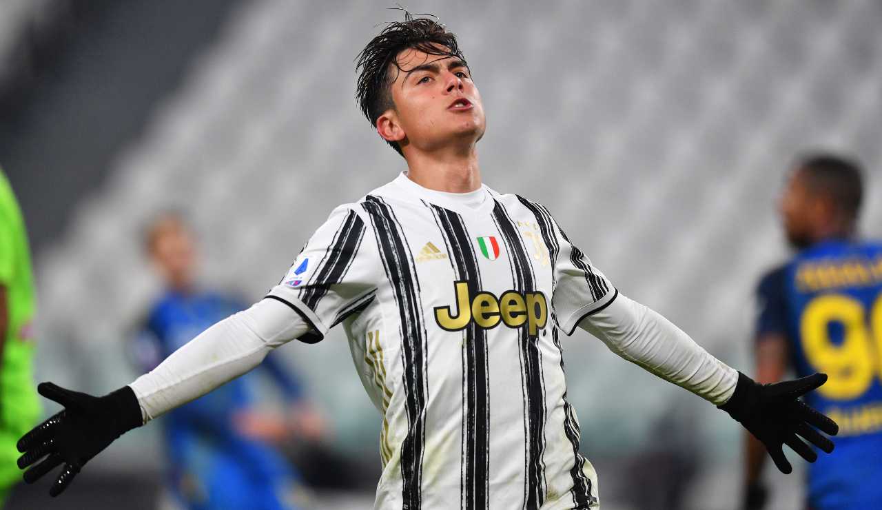 Paulo Dybala esulta