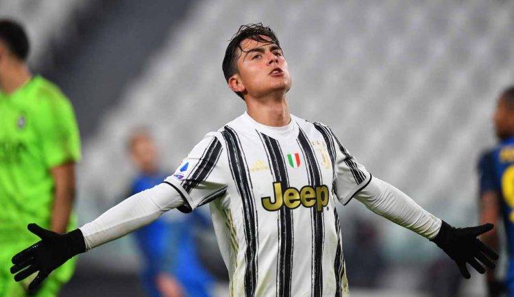 Paulo Dybala esulta