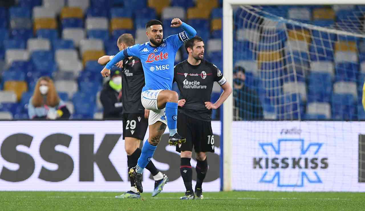 Lorenzo Insigne esulta