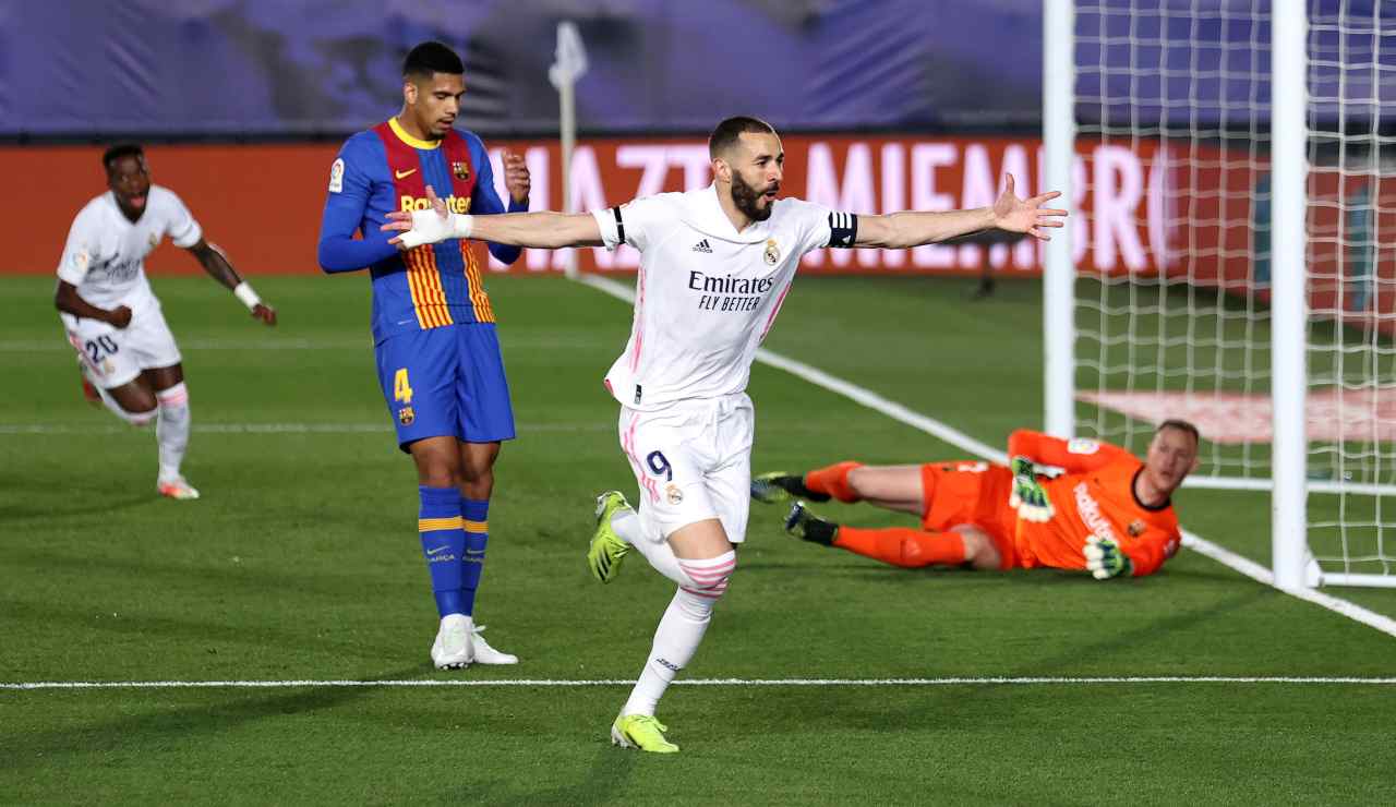 Karim Benzema esulta