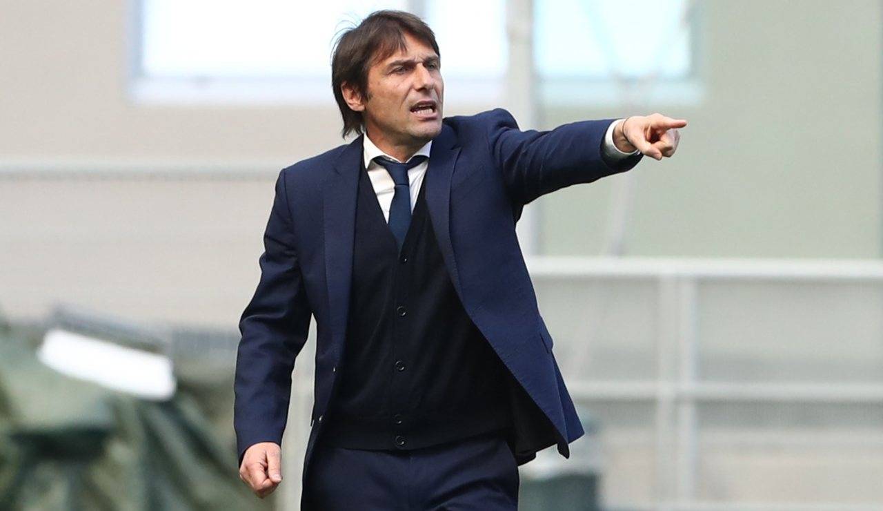 Conte dà indicazioni