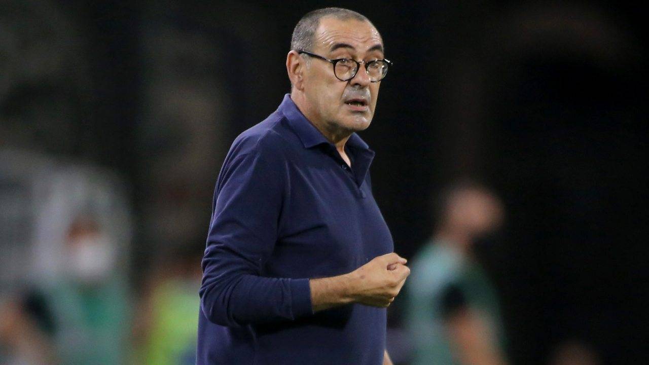 Maurizio Sarri a bordocampo