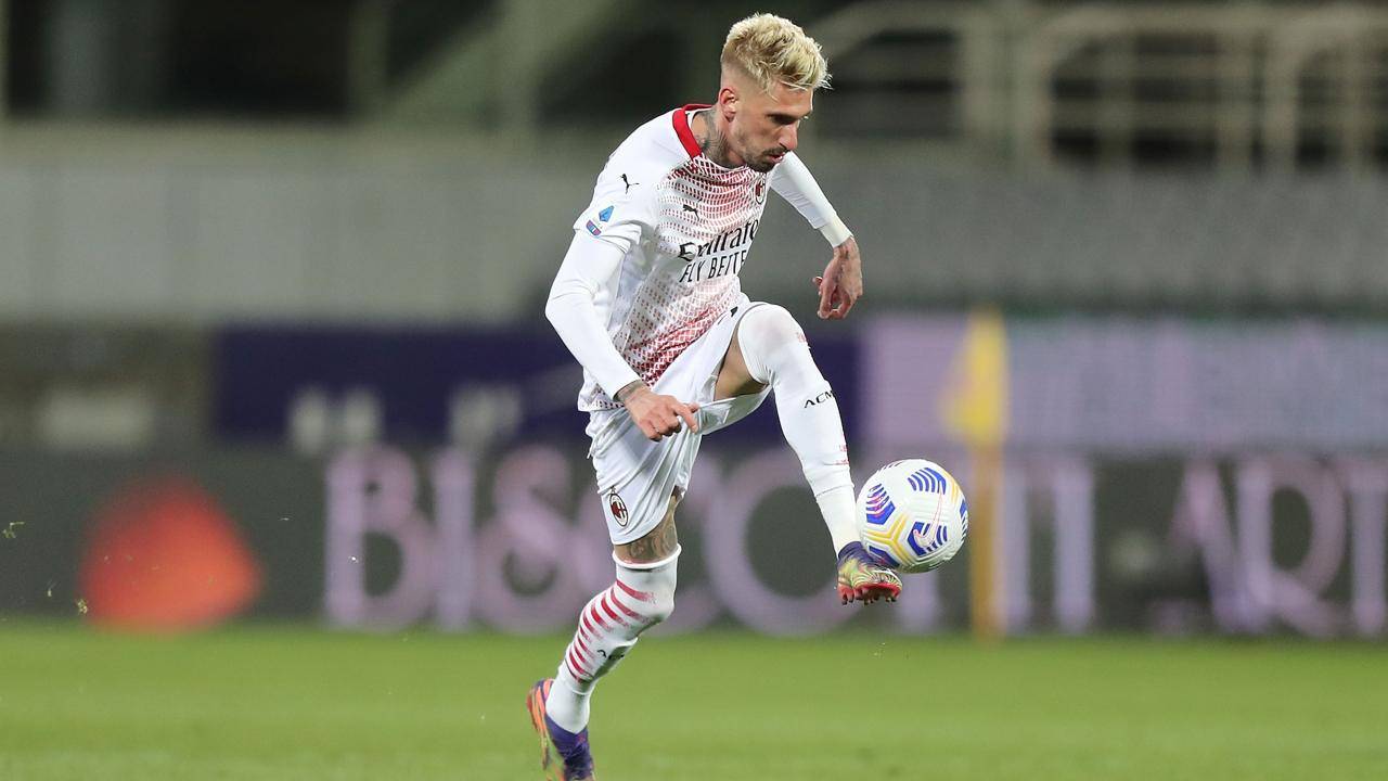 Samu Castillejo in azione