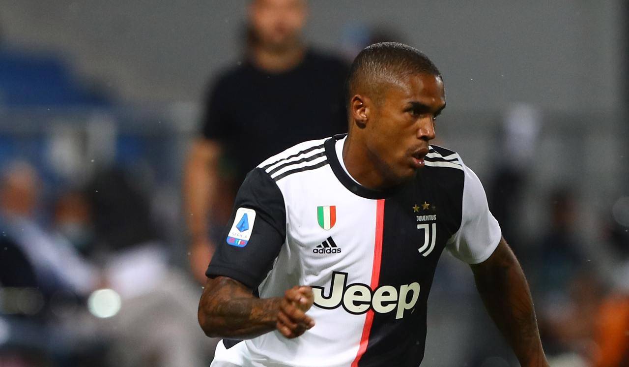 douglas costa