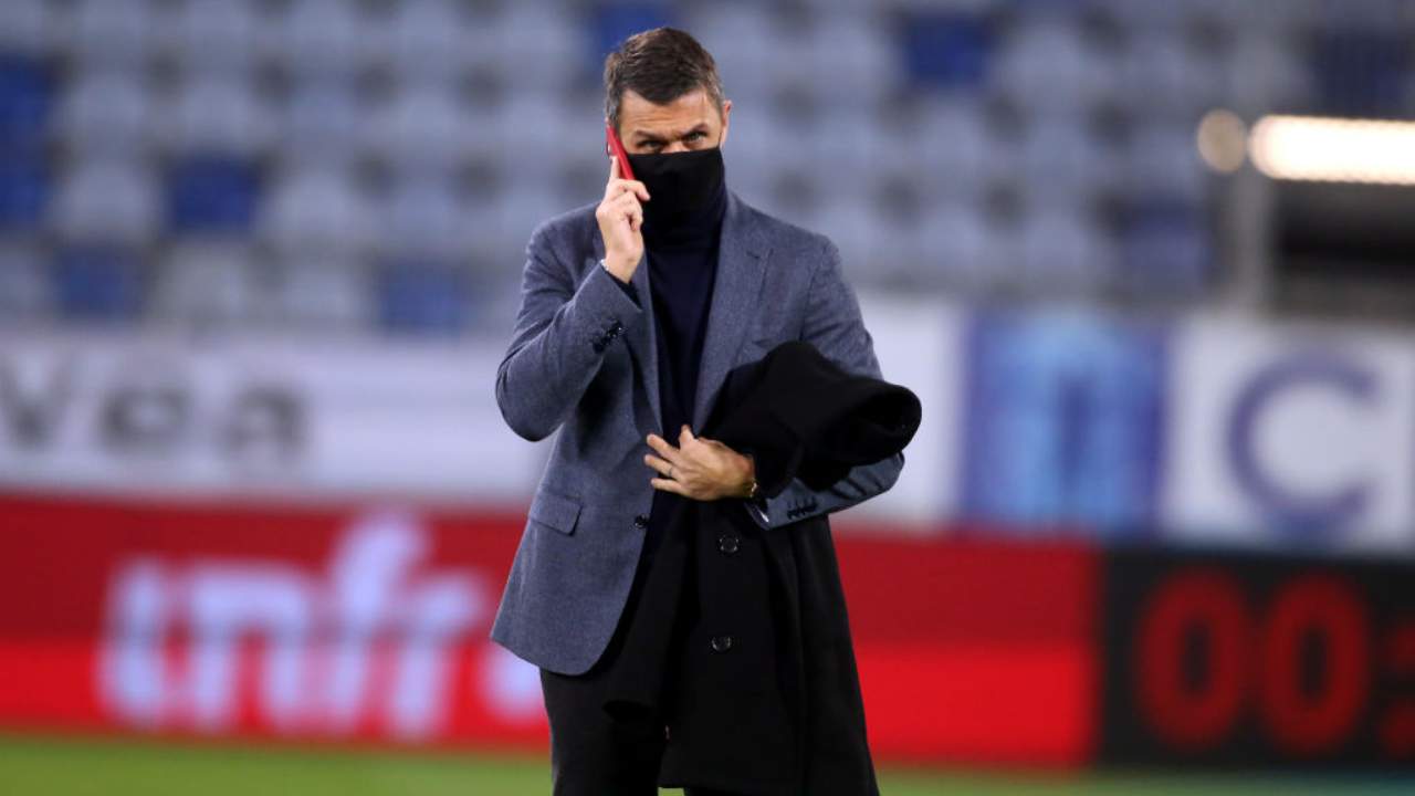 Maldini al telefono