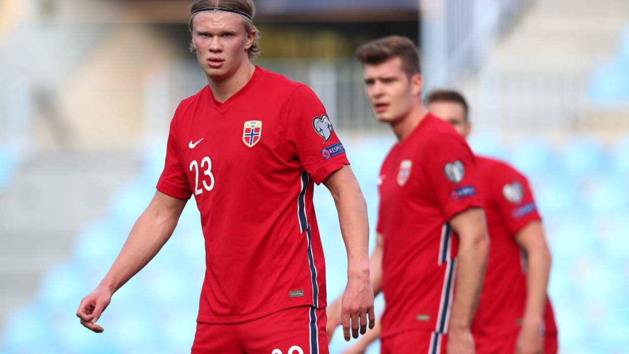 Haaland con la maglia della Norvegia