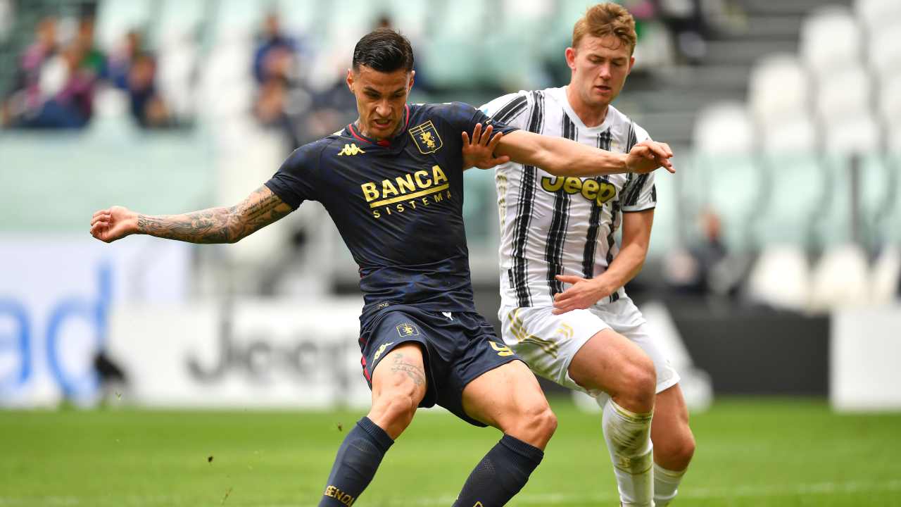 Juventus e Genoa in azione